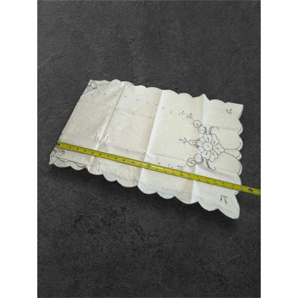 Vintage Linen Napkins Runner Set White Blue Gray Embroidered